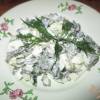 Салат с морской капустой, яйцом и огурцом