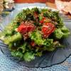 Салат овощной с салатом латук и семенами льна