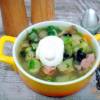 Овощной суп с кабачками и сардельками