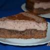 Шоколадный пирог с творожно-клубничным суфле