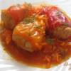 Перец фаршированный мясом в морковно-томатном  соусе