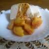 Парфе из йогурта с жареными персиками