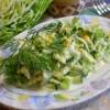 Капустный салат с кукурузой и огурцом