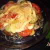 Печеночные блины с помидорами под сыром