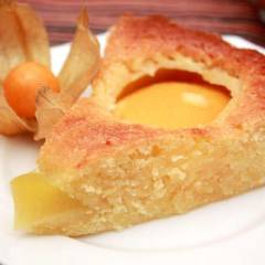 фото рецепта Пирог с консервированными персиками