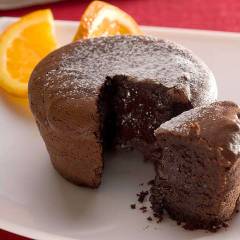 фото рецепта Шоколадные кексы с жидкой начинкой