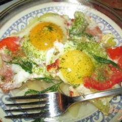 фото рецепта Глазунья с помидорами и болгарским перцем