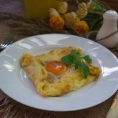 фото рецепта Блины с яйцом на завтрак