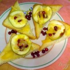 фото рецепта Тосты с сыром и фруктами